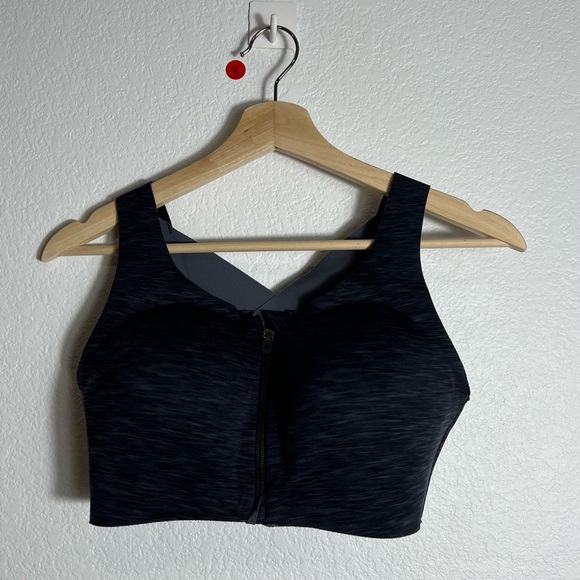 Lululemon Enlite black sport Bra Zip Front Ultralu Soft Size 36D - Picture 1 of 5